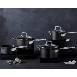 Casserole 2 becs verseurs 16 cm Anti-Adhérente Les Forgées Le Creuset