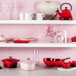 Cocotte en Fonte Cœur 20 cm Shell Pink Le Creuset