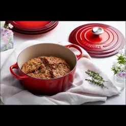 Cocotte en Fonte Ronde 20 cm Cerise Le Creuset Signature