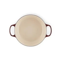 Cocotte en Fonte Ronde 28 cm Garnet Bouton Doré Le Creuset Signature