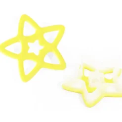 FIN DE SERIE Emporte Pièce Etoile en Plastique 10 cm (x1)