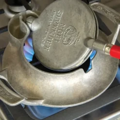 Gaufrier Norvégien Krumkake Fonte d'Aluminium Ø13 cm Nordic Ware