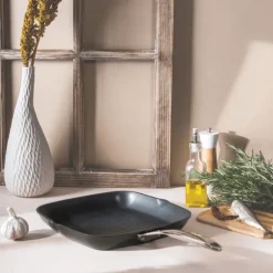 Grill Carré Castel'Pro 28 cm Poignée Fixe Ultralu Cristel