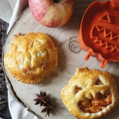 Moule à Chausson Citrouille 10 cm Scrapcooking