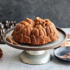 Moule à Gâteau Bundt Citrouille Bronze Nordic Ware