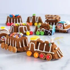 Moule à Gâteaux Petit Train (x9) Pro Cast Nordic Ware