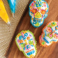 Moule à Gâteaux Têtes de Mort (x6) Bronze Nordic Ware