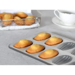 Moule 12 Madeleines Fer Blanc Gobel