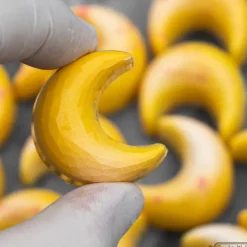 Moule Chocolat Demie-Lune à Facettes 3,5 x 3,1 cm (x21) Chocolate World