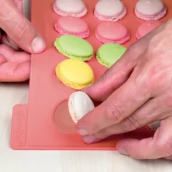 Plaque Macarons Silicone 40 x 30 cm Silikomart