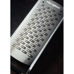 Râpe Double Tranchant Gourmet Noir Microplane