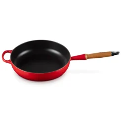 Sauteuse en Fonte 28 cm Cerise avec Manche en Bois Le Creuset Signature